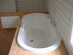 Salle de bains baignoire balneo 69 rhone